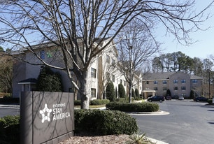 Furnished Studio - Cary