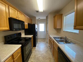 240 Bridgewater Way in Athens, GA - Building Photo - Building Photo
