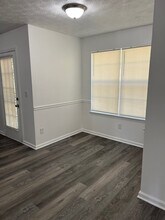 5041 Cottage Grove Pl in Union City, GA - Building Photo - Building Photo