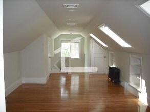 132 Arlington St, Unit 2 in Boston, MA - Building Photo - Building Photo
