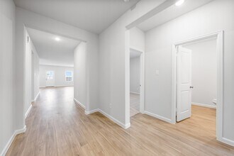 16743 Needlepoint Dr in Conroe, TX - Building Photo - Building Photo