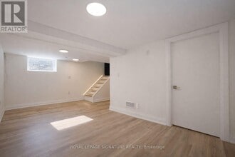 5 Twentieth St in Toronto, ON - Building Photo - Building Photo