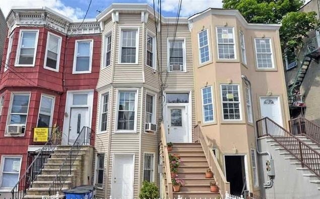 property at 491 MERCER St