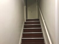 1284 Mathews Ave, Unit 3 photo'