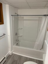 164 Veranda St, Unit 1 Unit in Portland, ME - Building Photo - Building Photo