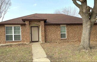 611 Hanover Dr in Allen, TX - Building Photo