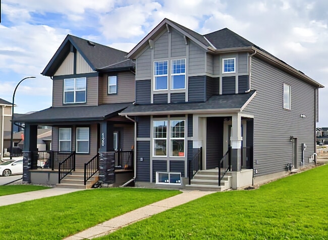 property at 124 Legacy Glen Pl SE
