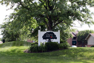 Cherry Hill Gardens in Columbus, OH - Foto de edificio - Building Photo