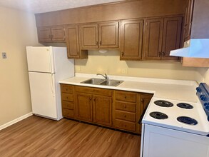 2305 Adams Ave in Huntington, WV - Building Photo - Building Photo