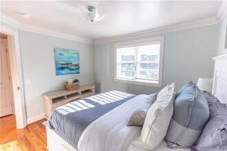 70 Carroll Ave in Newport, RI - Building Photo - Building Photo