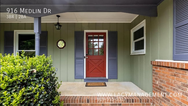 916 Medlin Dr in Cary, NC - Building Photo - Building Photo