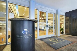 914 Main St, Unit 703 in Houston, TX - Building Photo - Building Photo