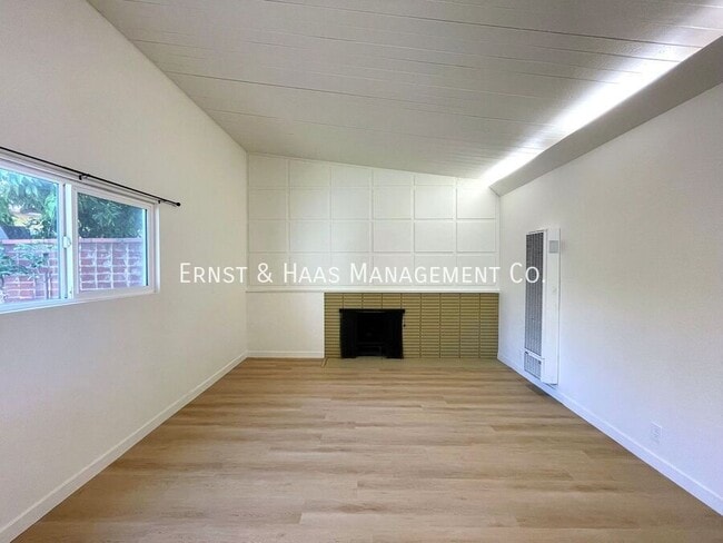 3737 LeSage St in Lynwood, CA - Building Photo - Building Photo