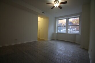 1408 N Maplewood Ave, Unit GDN in Chicago, IL - Foto de edificio - Building Photo