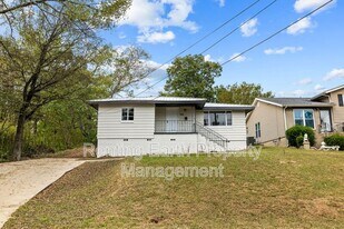 1908 14th Pl SW in Birmingham, AL - Building Photo