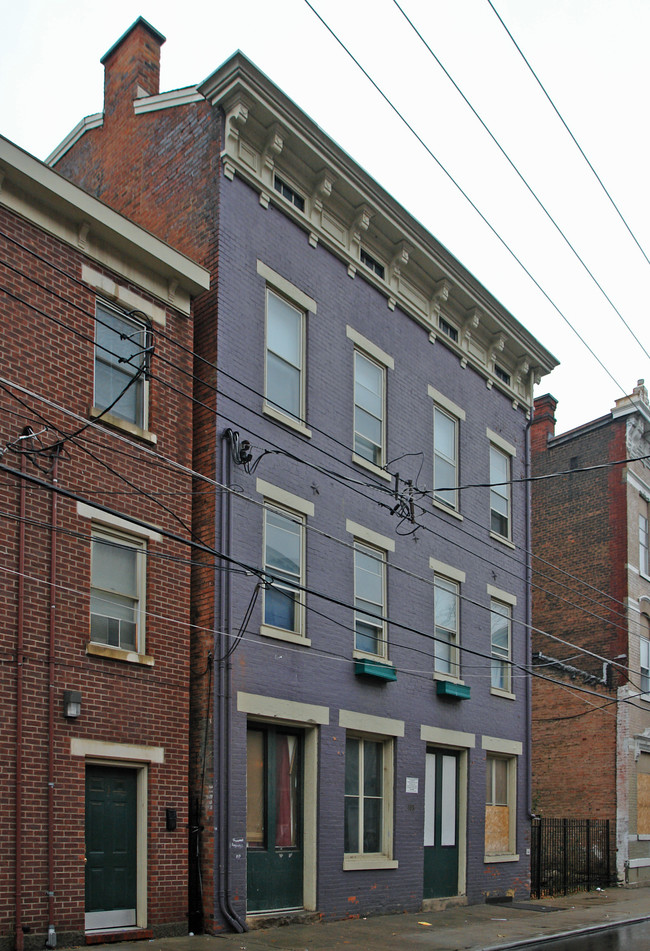 133 E Clifton Ave in Cincinnati, OH - Building Photo - Building Photo