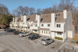 Park Brook in Danbury, CT - Building Photo