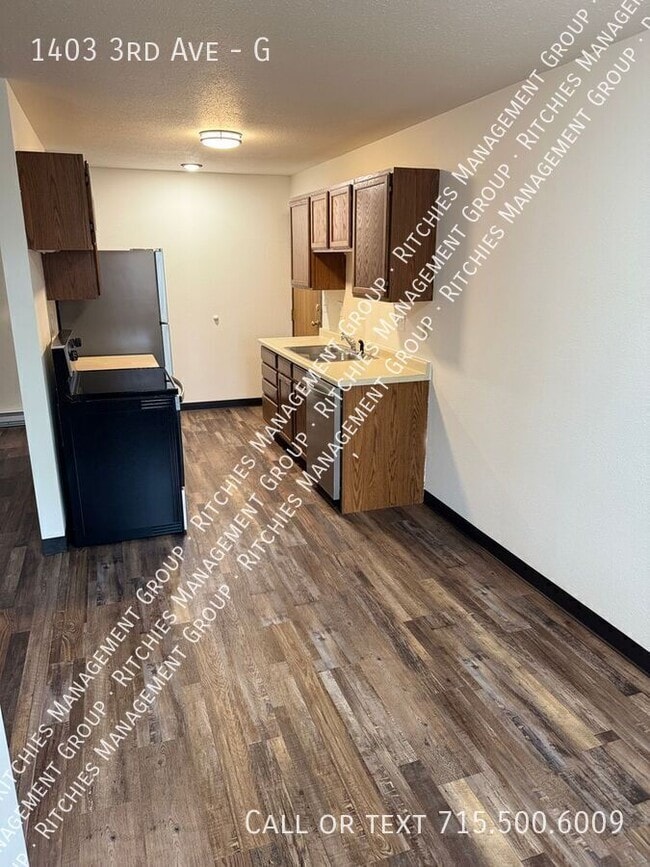 property at 1403 3rd Ave