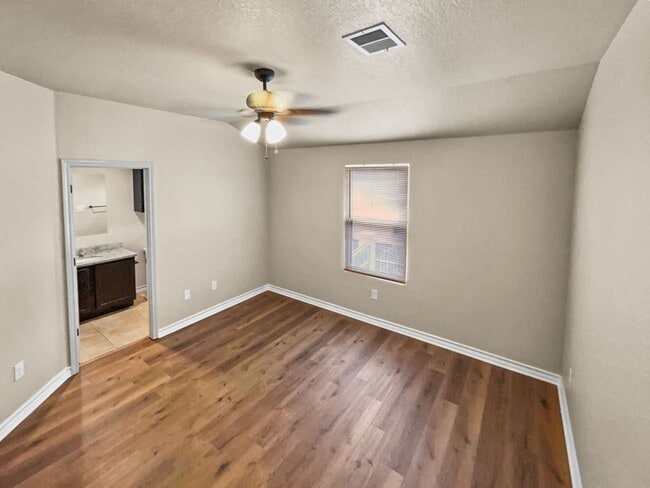 14006 Fratelli Rd in San Antonio, TX - Building Photo - Building Photo