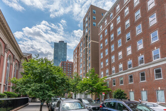 Hanson Place Community Plaza in Brooklyn, NY - Building Photo - Building Photo