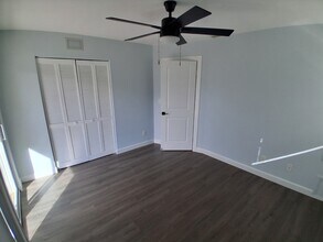 1106 Hernando St in Fort Pierce, FL - Building Photo - Building Photo