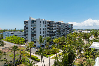 Key Ambassador Condominiums in Key Biscayne, FL - Building Photo - Building Photo