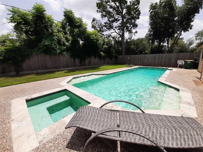 31326 Alice Ln in Tomball, TX - Building Photo - Building Photo