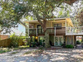 5771 Coronada Blvd in Pensacola, FL - Building Photo