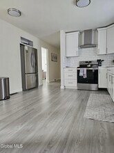 489 Grooms Rd in Clifton Park, NY - Building Photo - Building Photo