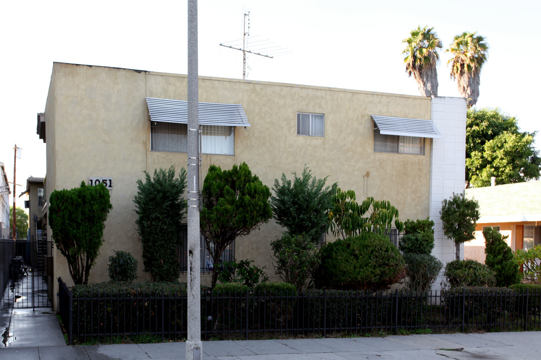 1051 Ohio Ave in Long Beach, CA - Building Photo