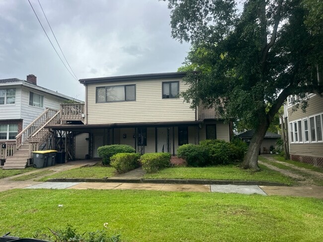 2016 Dellwood Ave, Unit 2