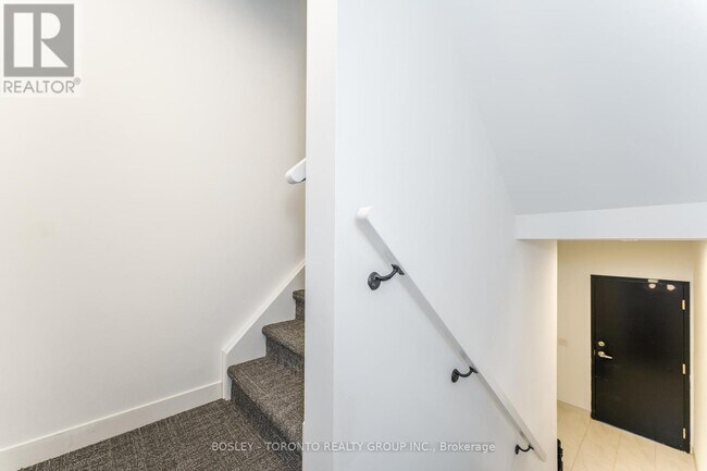 30 Ed Clark Gdns in Toronto, ON - Building Photo - Building Photo