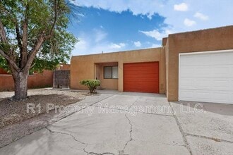 222 Shannon Pl NW in Albuquerque, NM - Building Photo - Building Photo