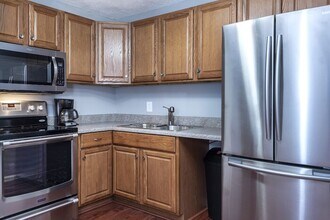 555 N Dupont Ave-Unit -C71 in Nashville, TN - Building Photo - Building Photo