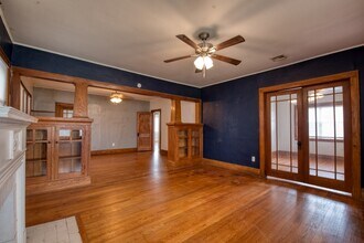 2327 NW 16th St in Oklahoma City, OK - Building Photo - Building Photo