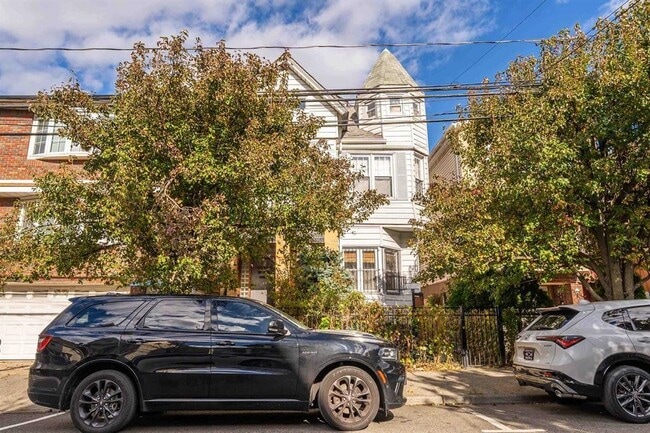 property at 124 73rd St