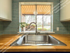 3101 Lorna Rd in Birmingham, AL - Building Photo - Building Photo