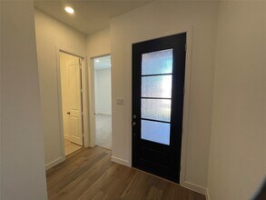 32027 Victoria Meadow Dr in Hockley, TX - Foto de edificio - Building Photo