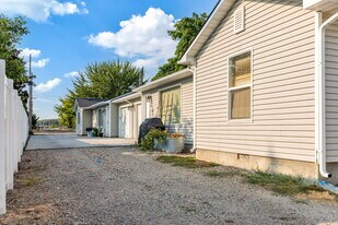 9954 W Utahna Rd in Boise, ID - Building Photo