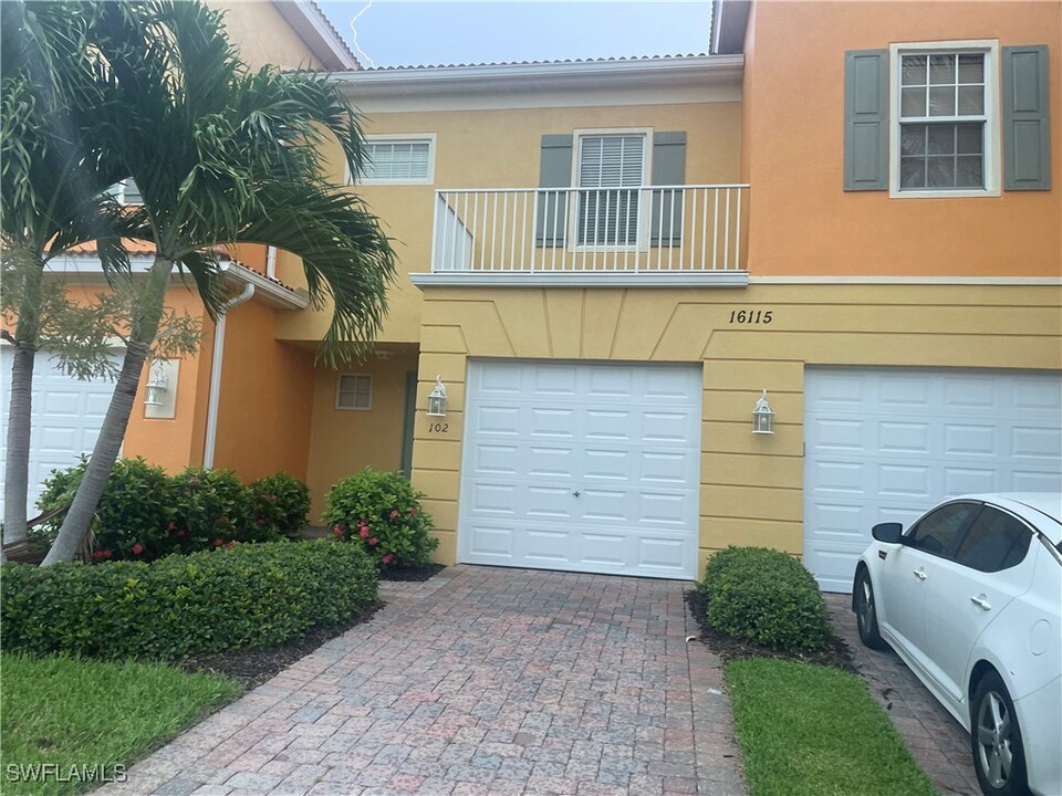 16115 Via Solera Cir in Ft. Myers, FL - Building Photo