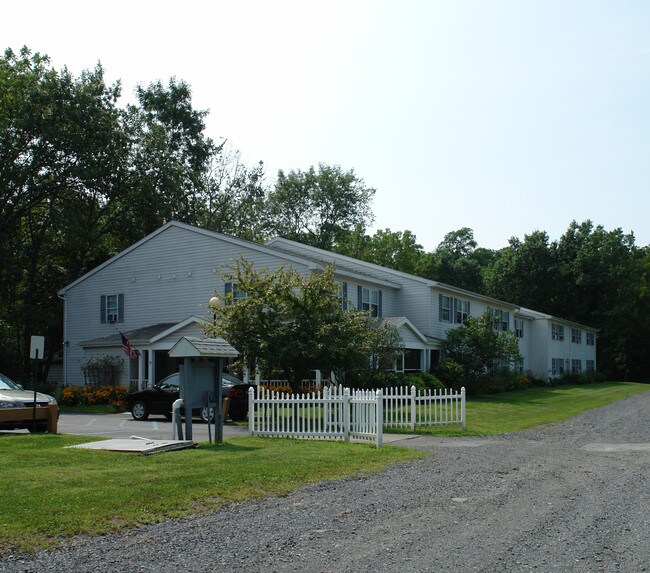 Rivertown Housing II in Athens, NY - Foto de edificio - Building Photo