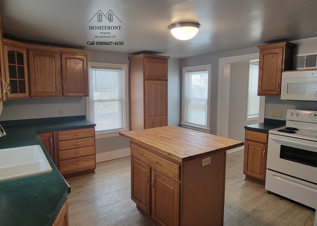 1319 Georgia Ave in Sheboygan, WI - Building Photo - Building Photo