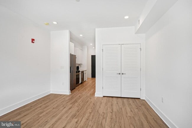 2101 Washington Ave in Philadelphia, PA - Foto de edificio - Building Photo