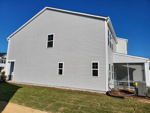 151 Tumbling Rock Way in Garner, NC - Building Photo - Building Photo