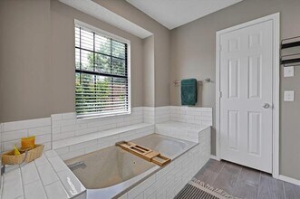 6700 Aimpoint Dr in Plano, TX - Building Photo - Building Photo