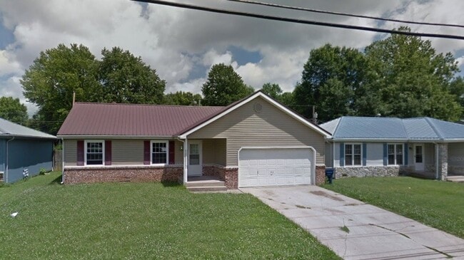 property at 2448 S Fort Ave