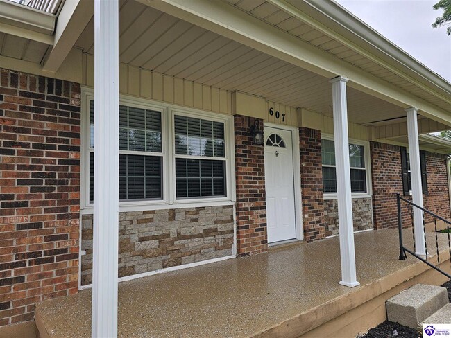607 Harvard Dr in Elizabethtown, KY - Building Photo - Building Photo