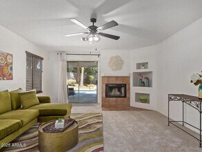 3408 W Via Del Sol Dr in Phoenix, AZ - Building Photo - Building Photo