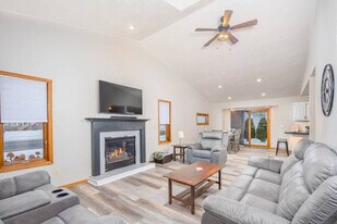 N307 Eastowne Ct in Appleton, WI - Building Photo