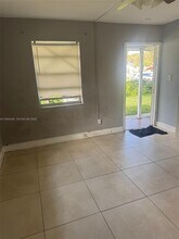 611 S 24th Ave in Hollywood, FL - Building Photo - Building Photo